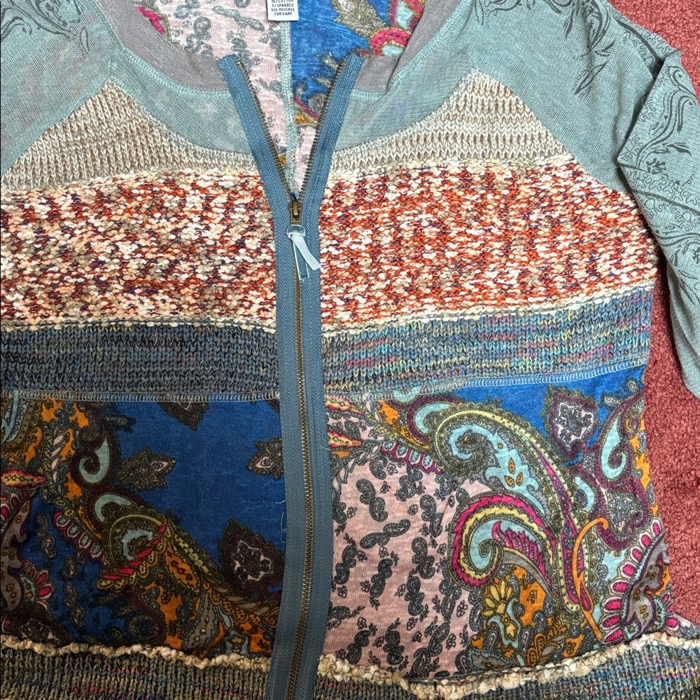Multicolor Patterned Women's Sweater - Picture 6 of 11